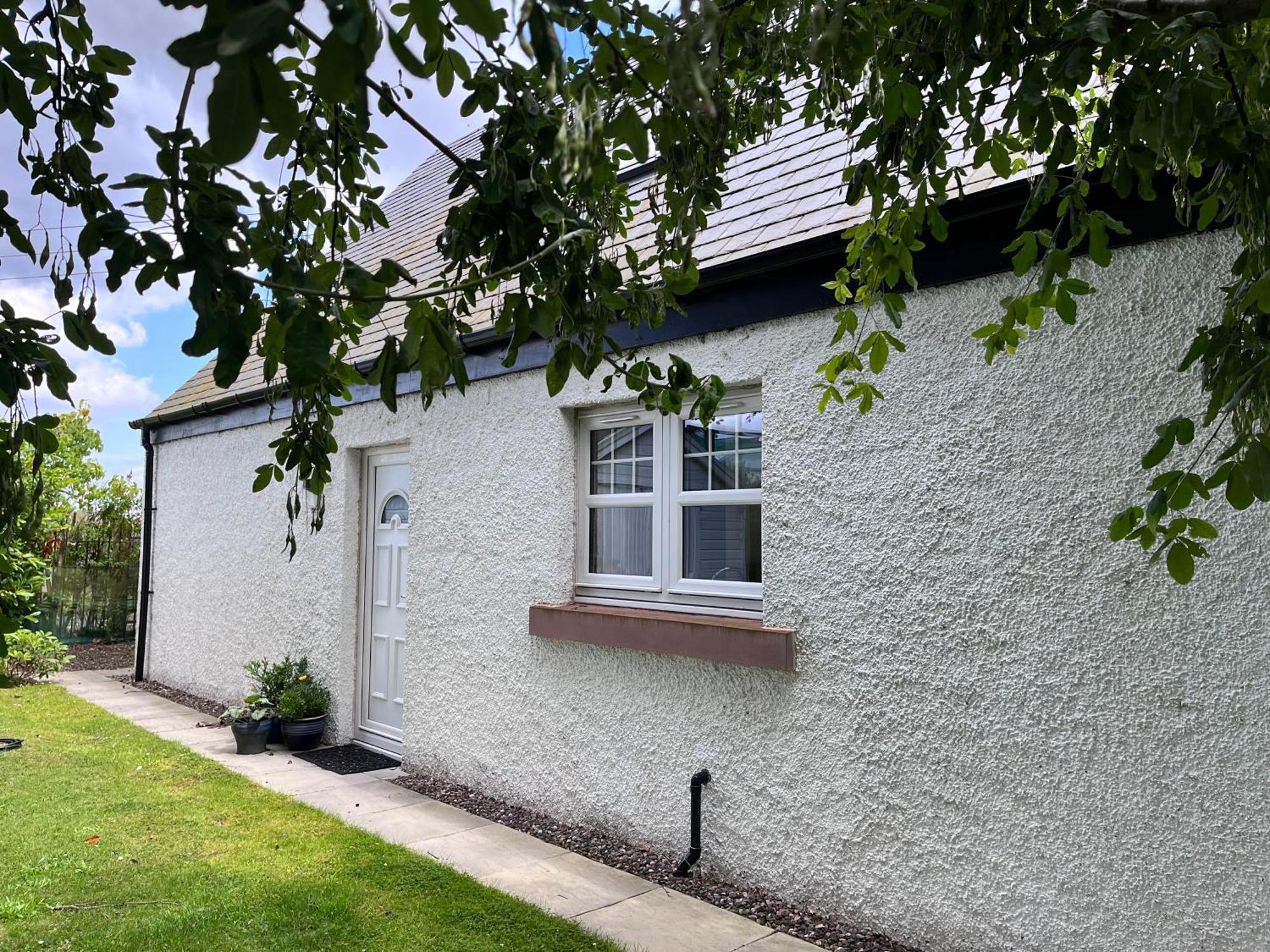 Pinewood Guest house 4*